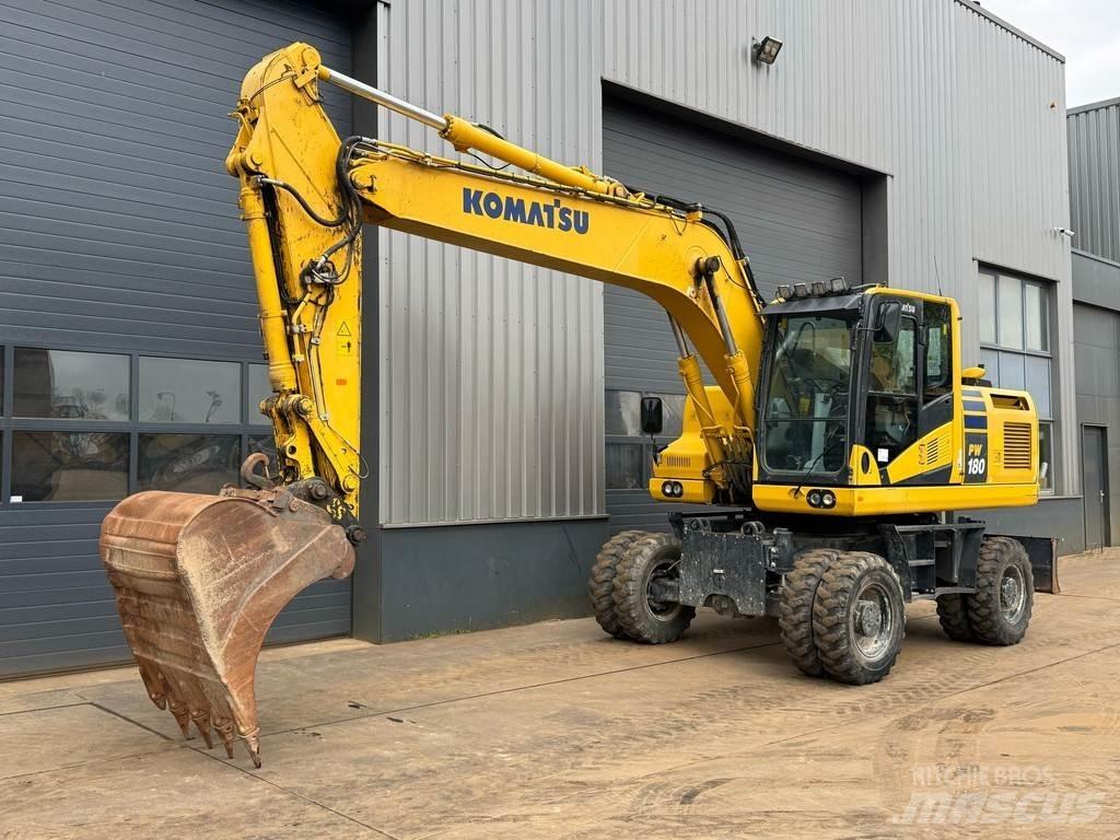 Komatsu PW180-11 Wielgraafmachines