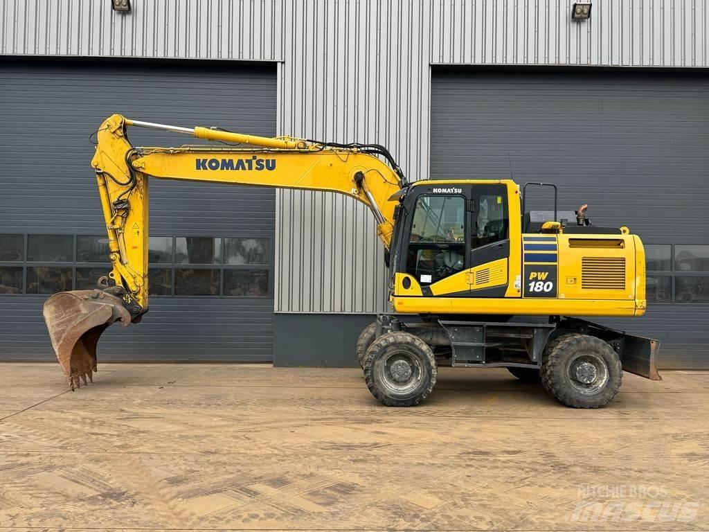 Komatsu PW180-11 Wielgraafmachines