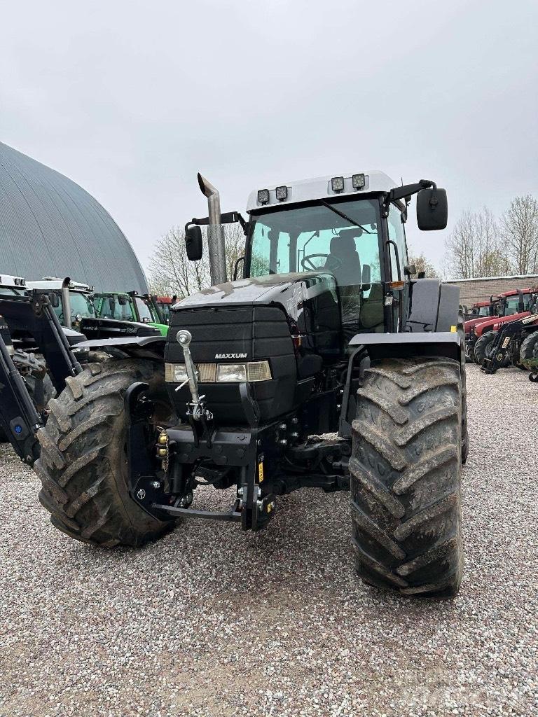 Case IH MX 150 Tractoren
