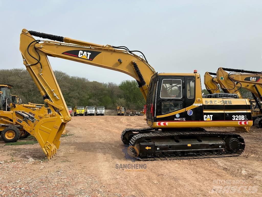 CAT 320 B L Rupsgraafmachines