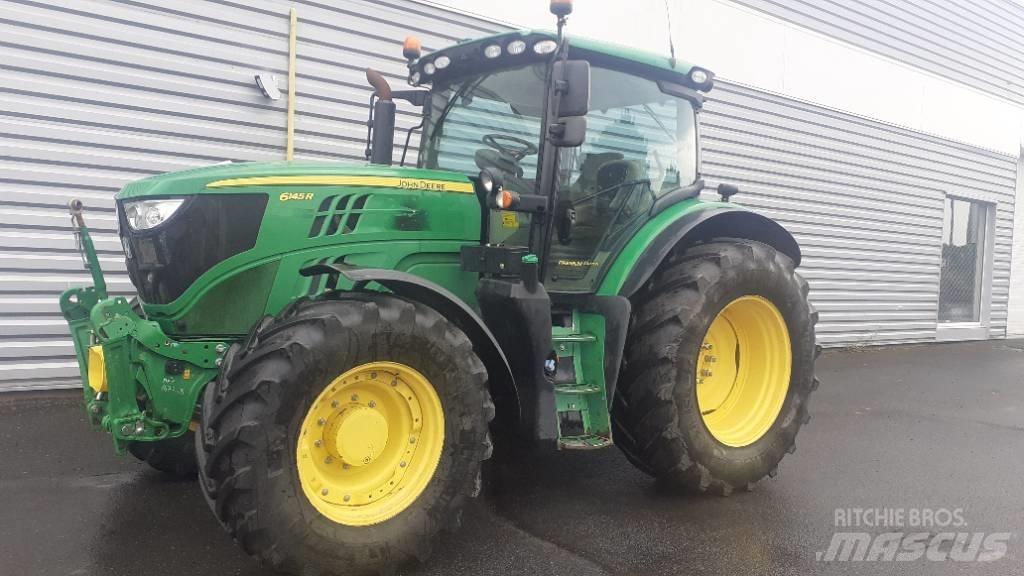 John Deere 6145 R Tractoren