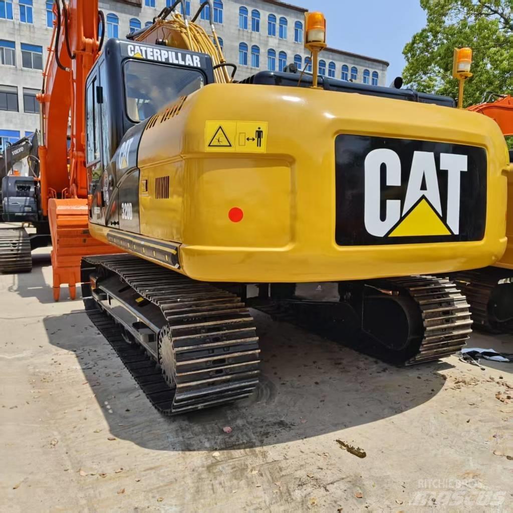 CAT 320 D Rupsgraafmachines