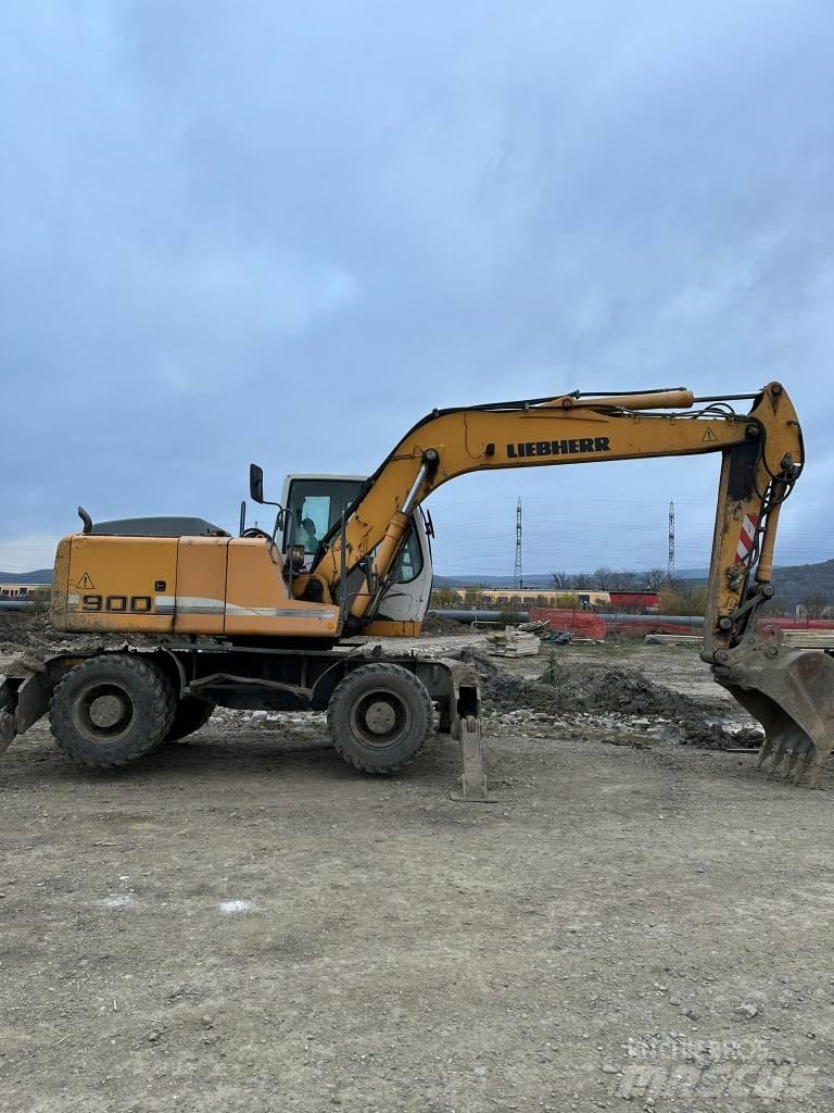 Liebherr A 900 C Wielgraafmachines