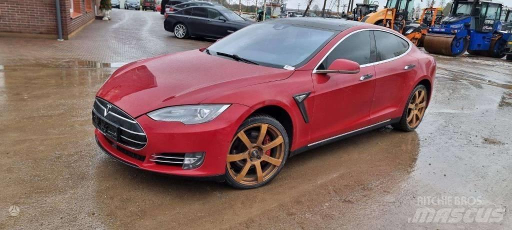 Tesla Model S P85D Auto's