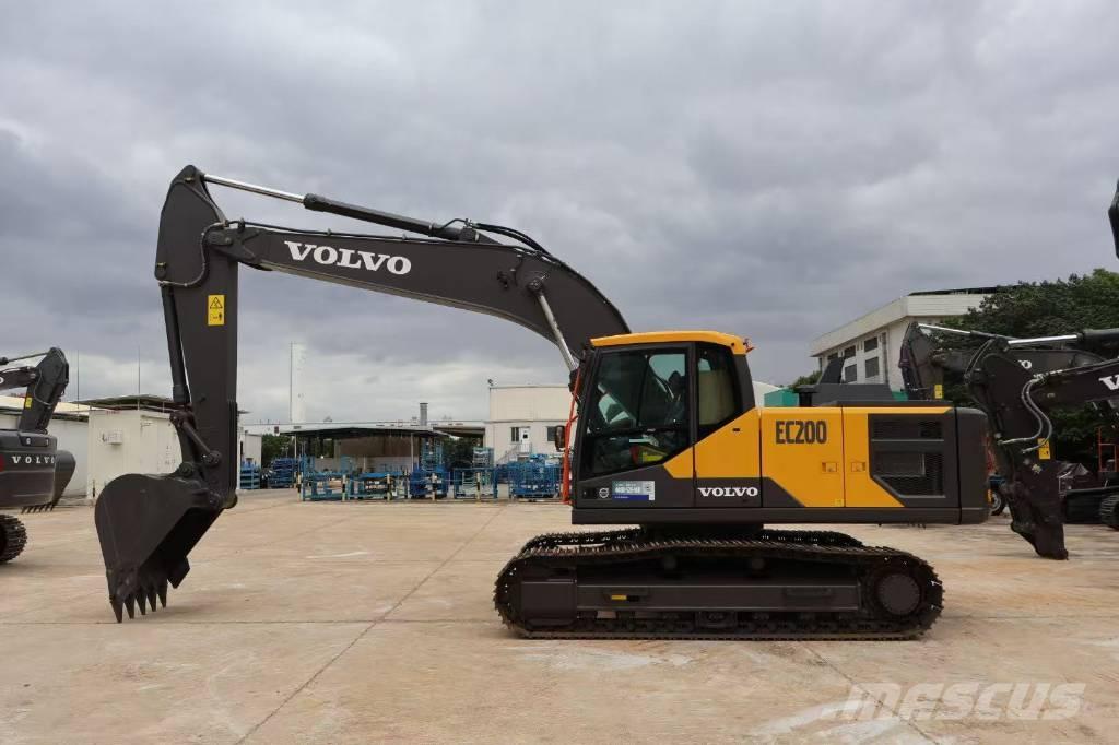 Volvo EC 200 Rupsgraafmachines