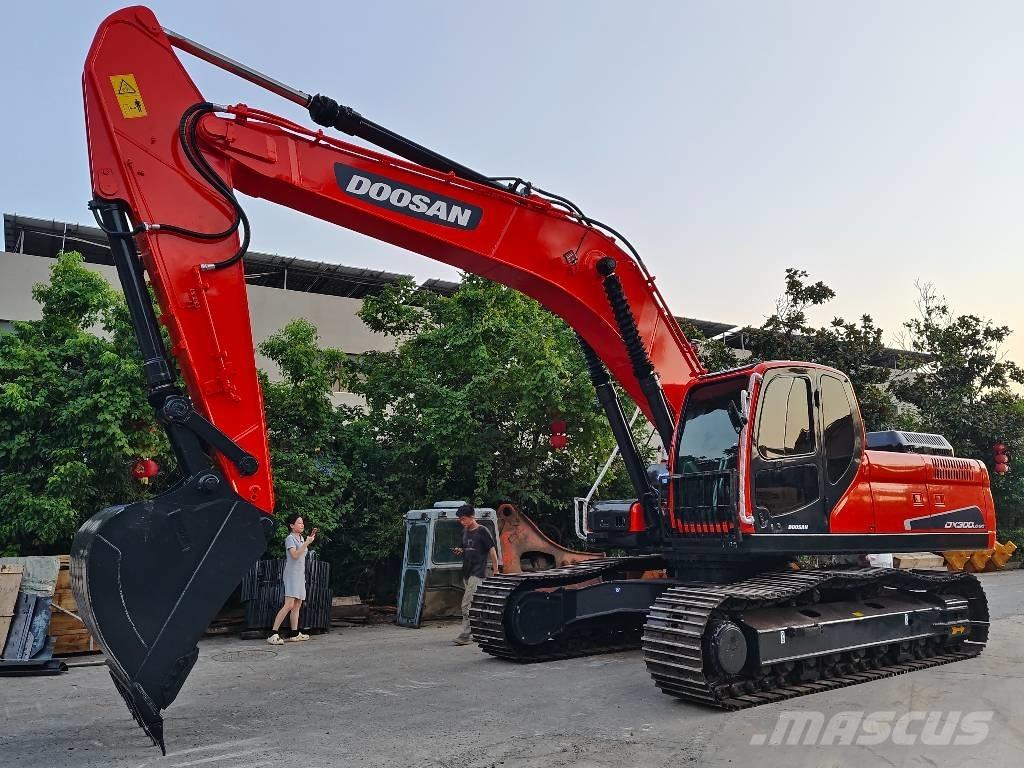 Doosan DX 300 LC-9C Rupsgraafmachines