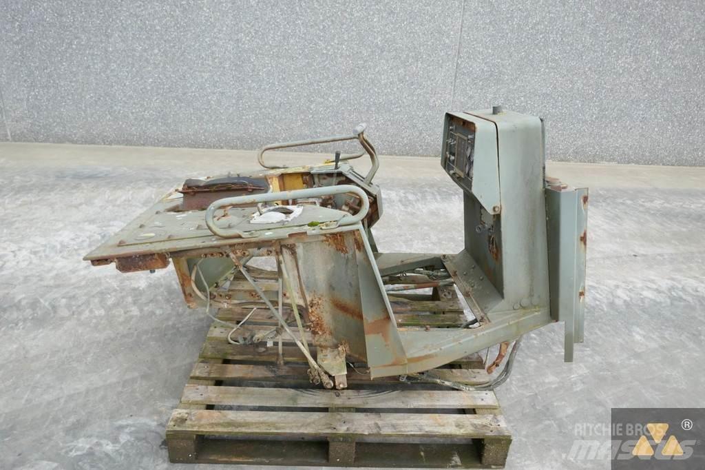 CAT 6T-3309 Cabine en interieur