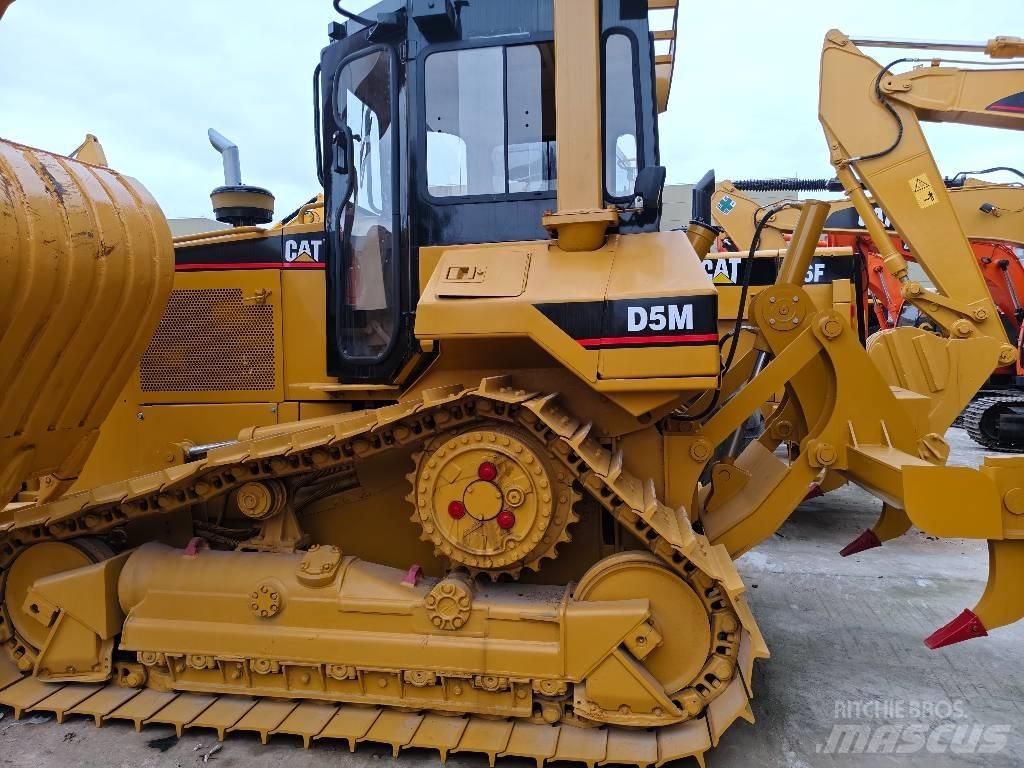 CAT D 5 M Rupsdozers