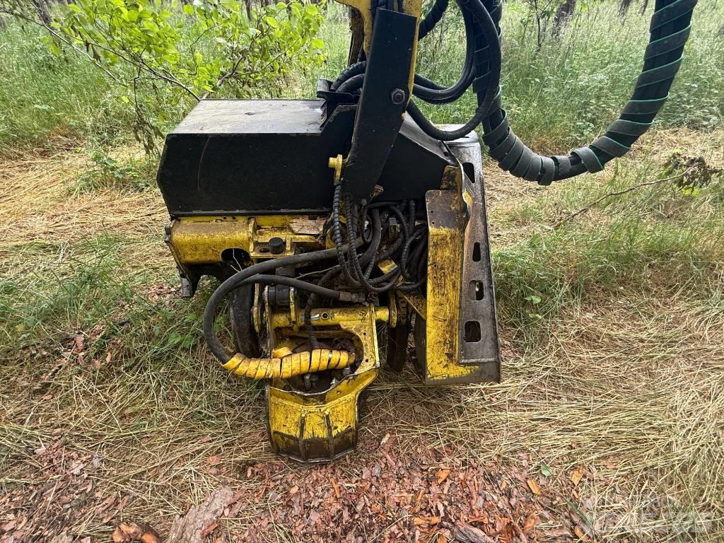 John Deere 1270 G Harvesters