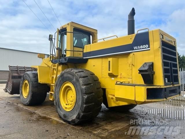Komatsu WA 600-1 Wielladers