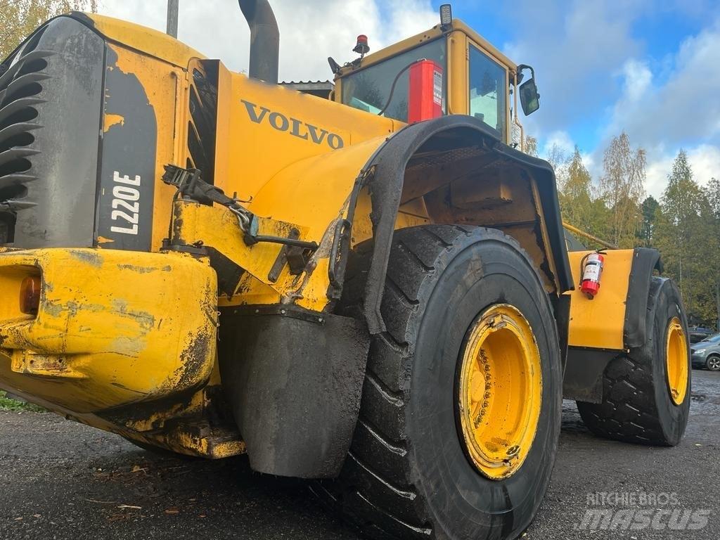 Volvo L 220 E Wielladers