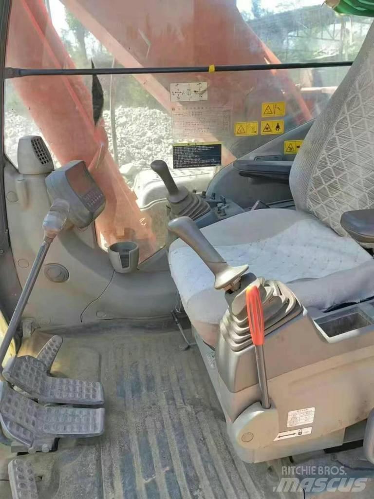 Hitachi ZAXIS270-3 Rupsgraafmachines