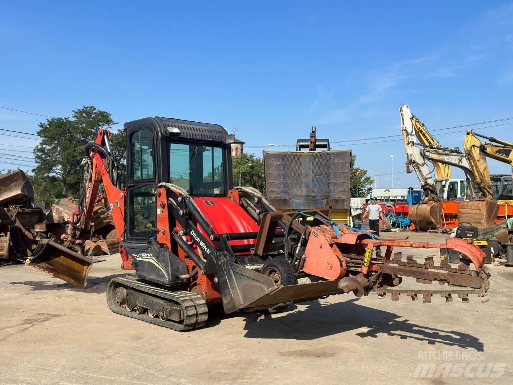 Ditch Witch XT 1600 Graaf-laadcombinaties