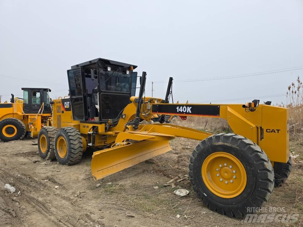 CAT 140K Graders