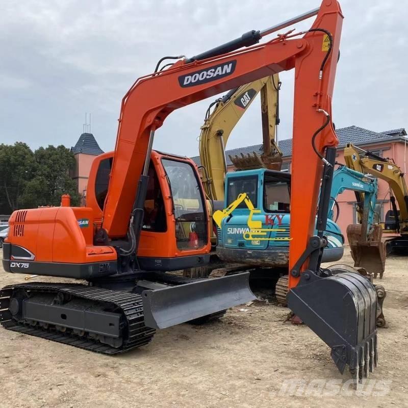 Doosan DX 75-9 Rupsgraafmachines
