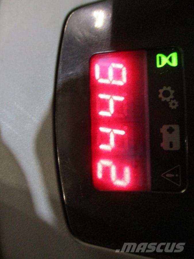 Toyota LPE250 Pallettruck met meerij platform