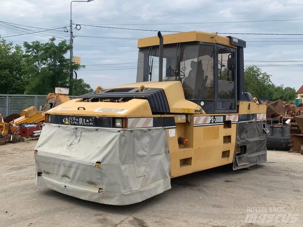 CAT PS 300 B Bandenwalsen