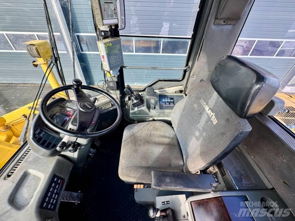 Komatsu WA 470-3H Wielladers