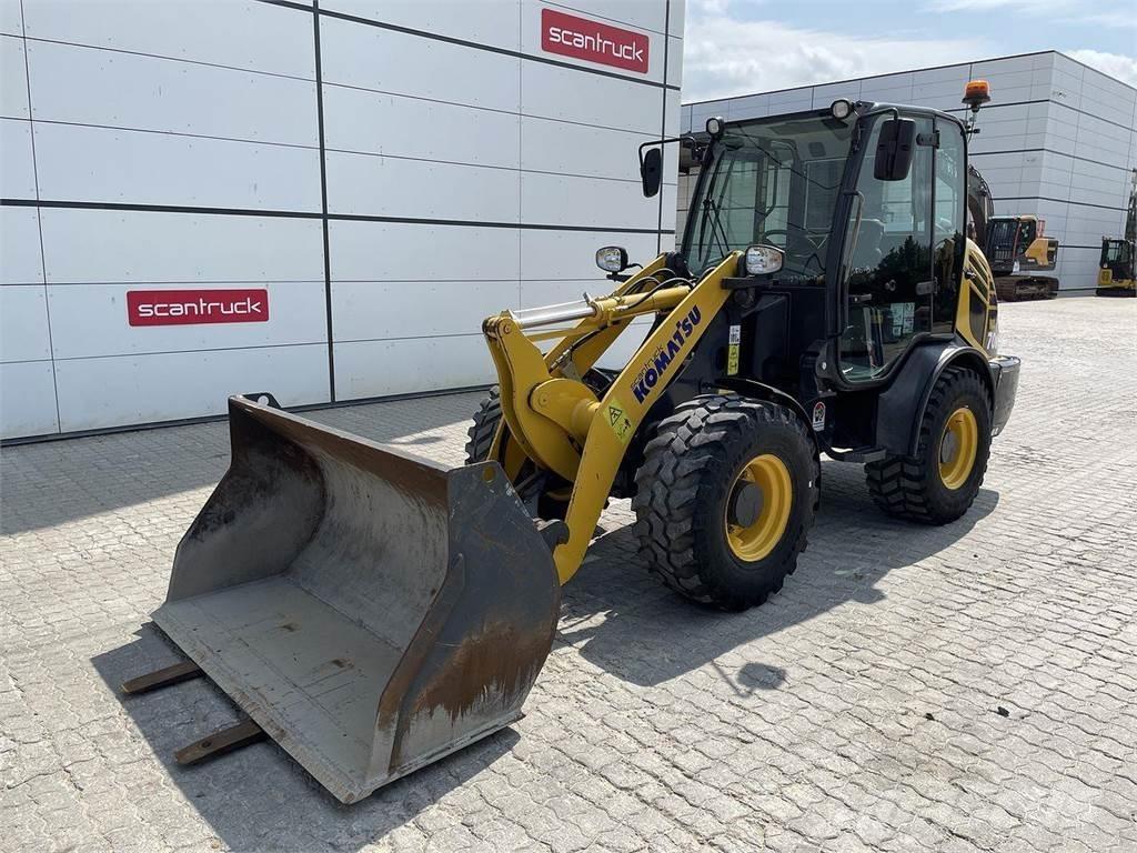 Komatsu WA70M-8EO Schrank- en knikladers