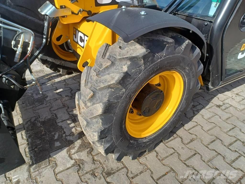 JCB 525-60 Agri Plus Verreikers