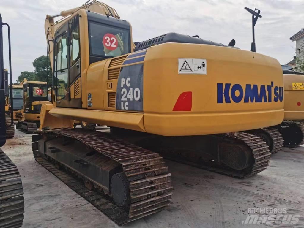 Komatsu PC 240-8 Rupsgraafmachines