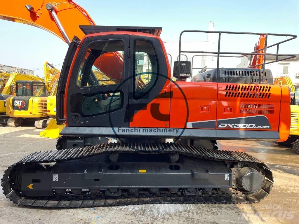 Doosan DX300 Rupsgraafmachines