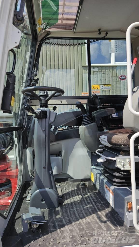 Takeuchi TB295W Wielgraafmachines
