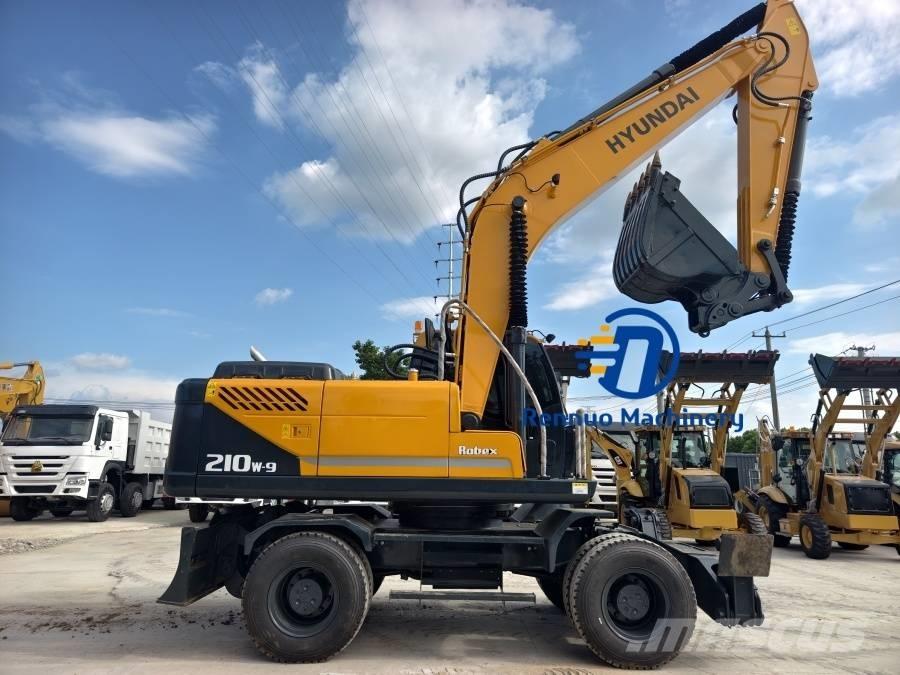 Hyundai 210W-9 Wielgraafmachines