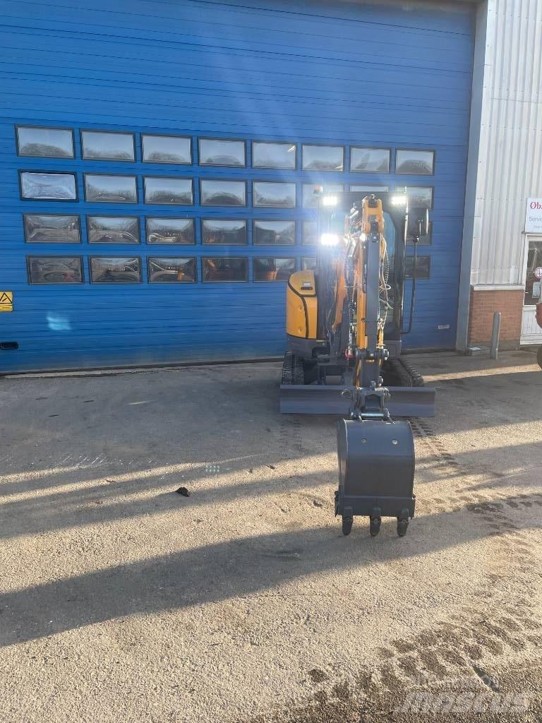 Bernards 2.7 EXKA Minigraafmachines < 7t