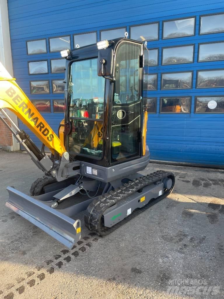 Bernards 2.7 EXKA Minigraafmachines < 7t