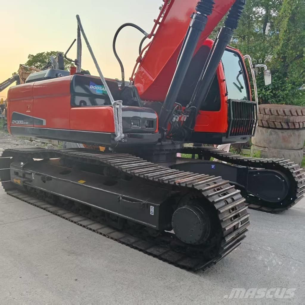 Doosan DX 300 Rupsgraafmachines