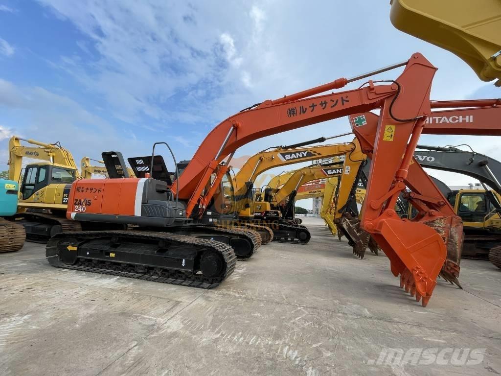 Hitachi ZX 240 Rupsgraafmachines