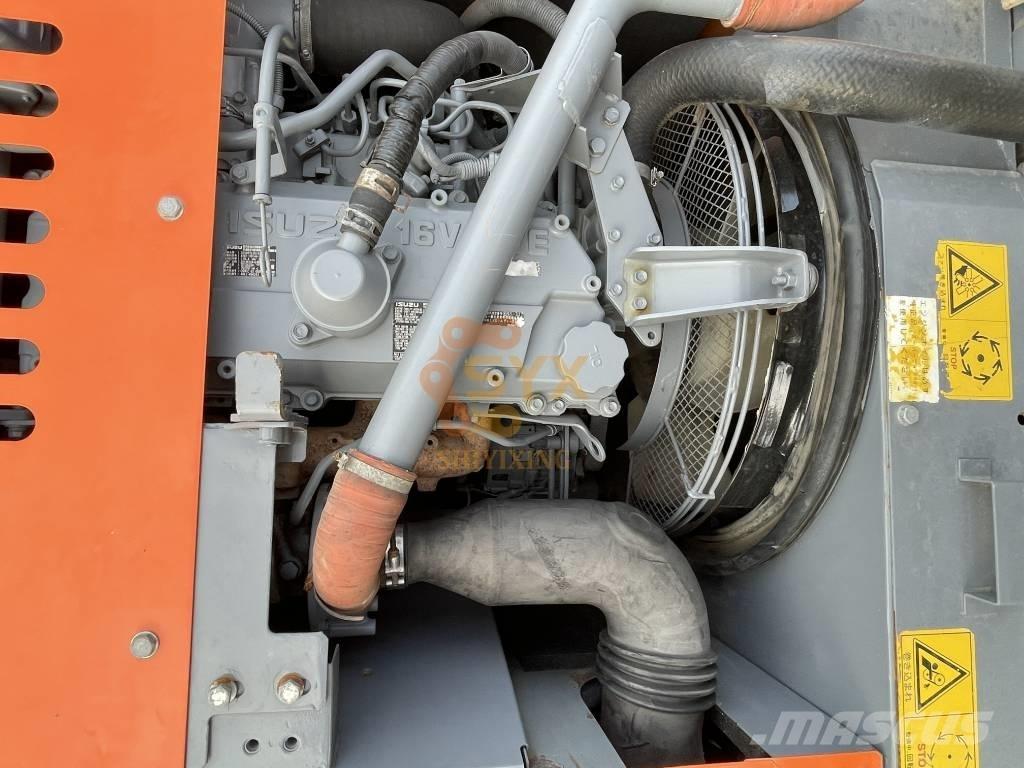 Hitachi ZX 240 Rupsgraafmachines