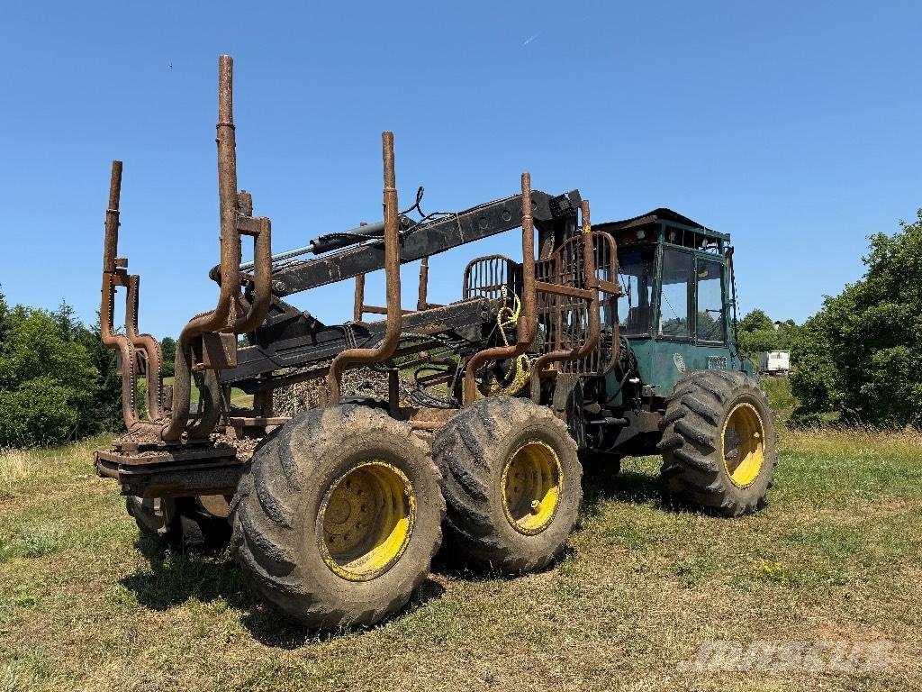 Timberjack 1010 Uitrijwagens