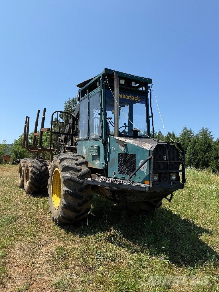 Timberjack 1010 Uitrijwagens