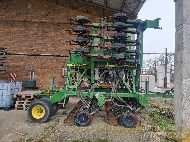 John Deere 750A Landbouw - overige