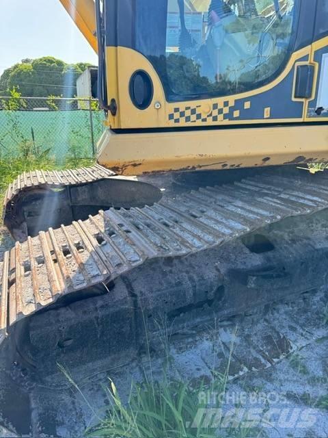 Komatsu HB 215 LC-1 Rupsgraafmachines