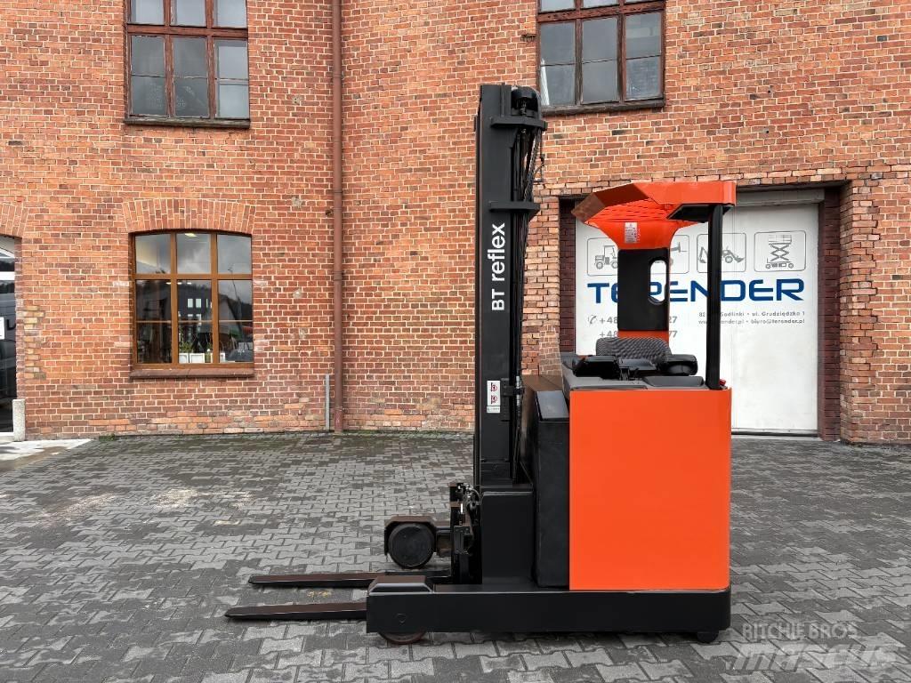 BT RR E 140 M Reachtruck voor hoog niveau