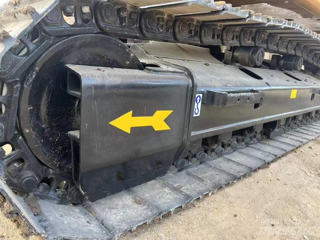 CAT 320 Rupsgraafmachines