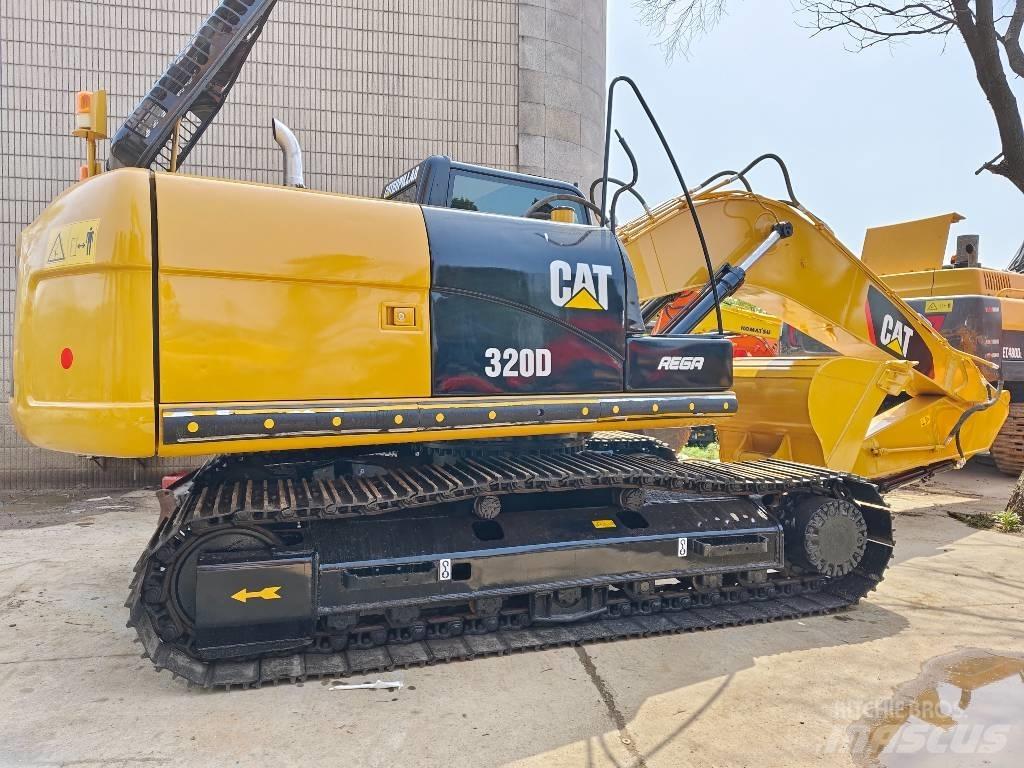 CAT 320 D Rupsgraafmachines