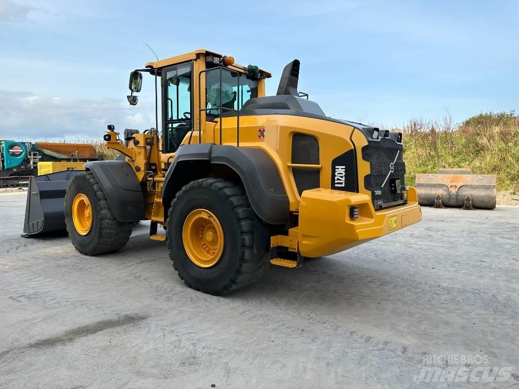 Volvo L 120 H Wielladers