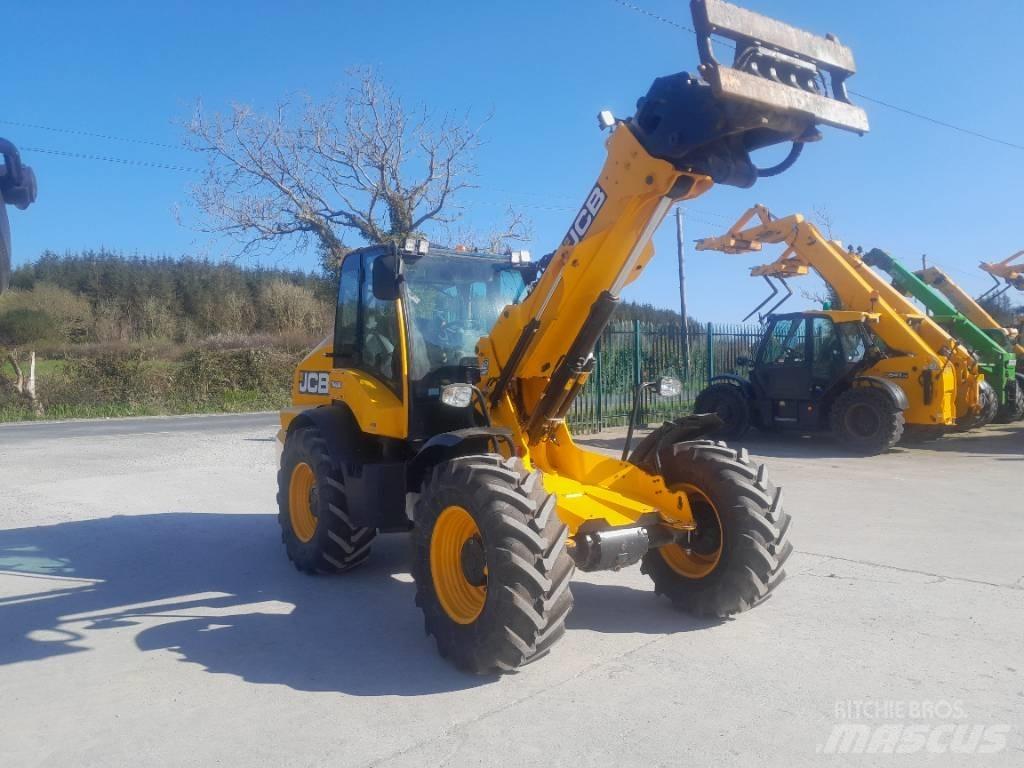 JCB TM 320 S Verreikers voor landbouw