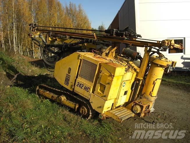 Atlas Copco ROC 242 Surface drill rigs