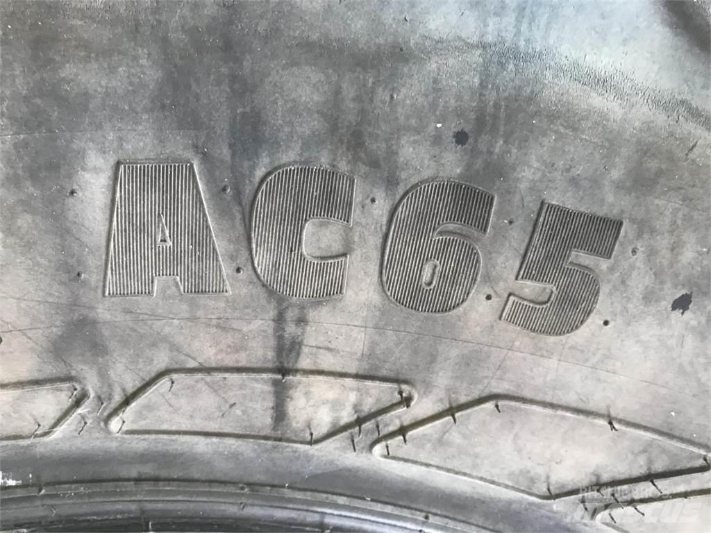 Mitas 600/65R34 Banden, wielen en velgen