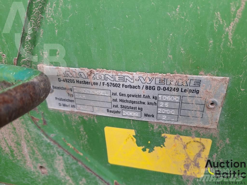 Amazone UX 5200 Getrokken spuitmachines