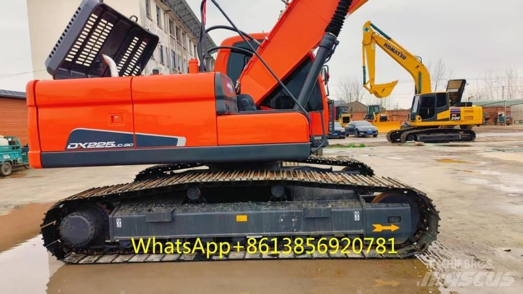 Doosan DX 225 Rupsgraafmachines