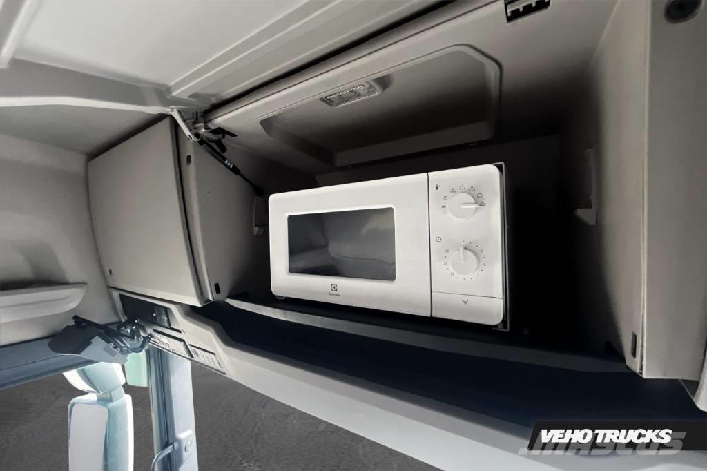 Scania R 580 6X2 NB Trekkers