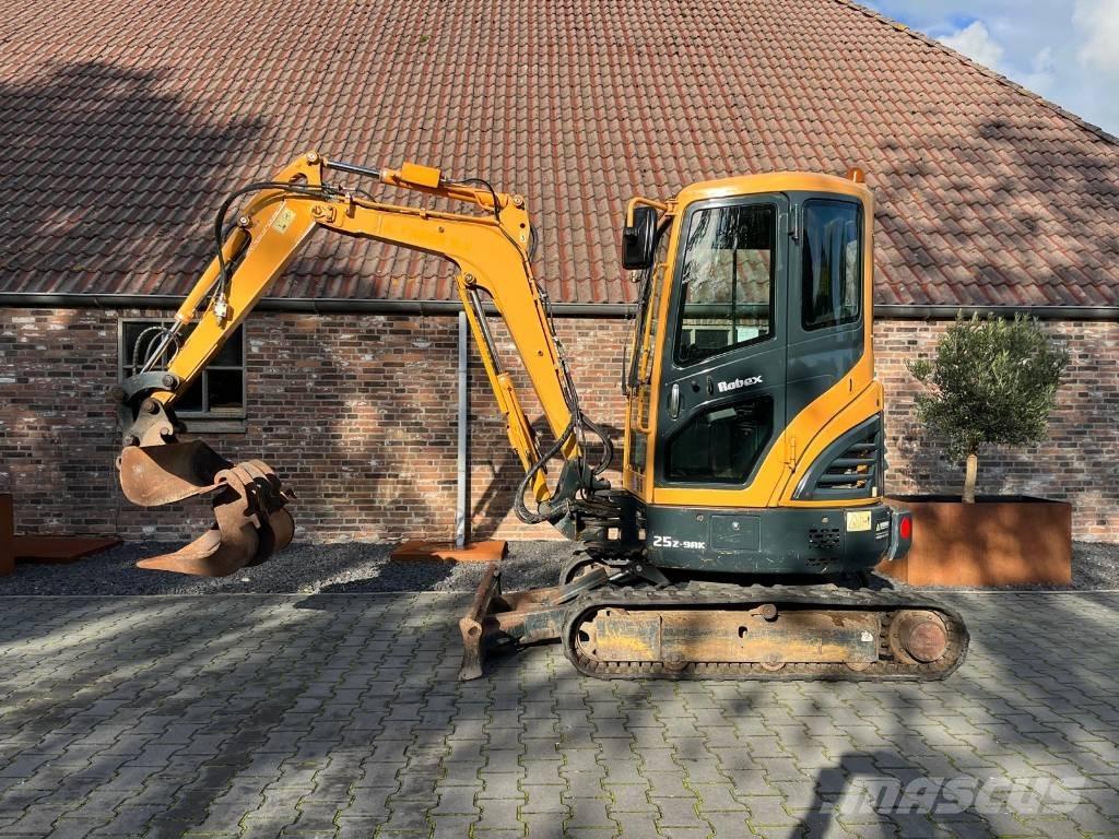 Hyundai R25Z-9 AK Rupsgraafmachines