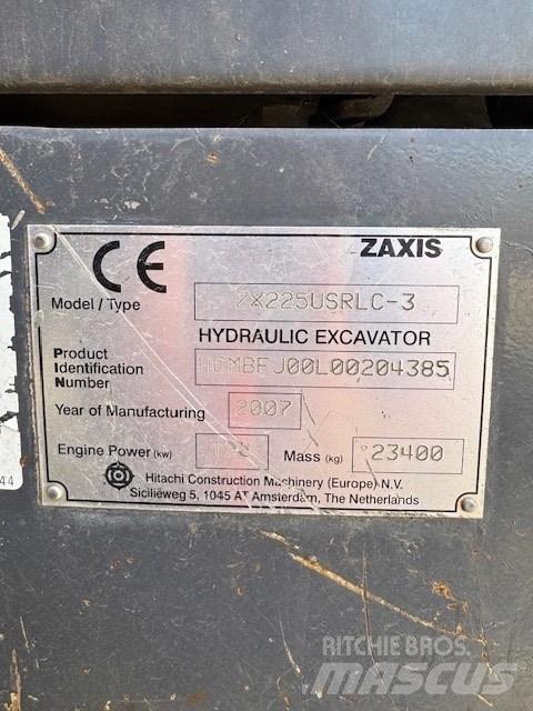 Hitachi ZX 225 Rupsgraafmachines