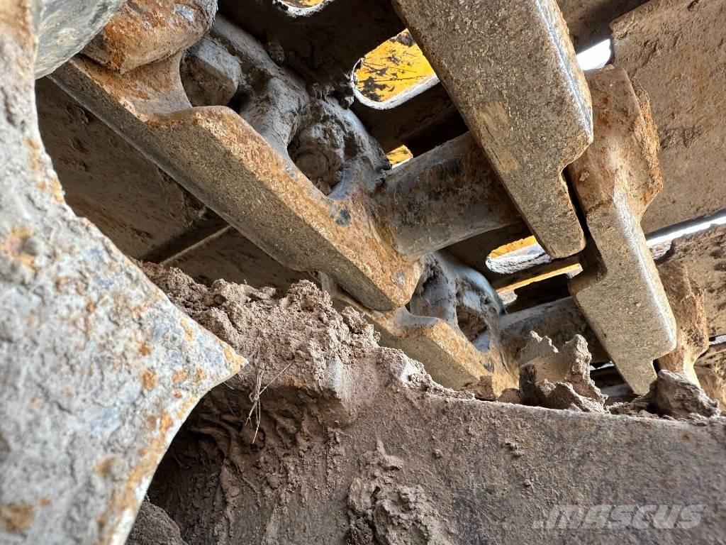 JCB JS 200 LC Rupsgraafmachines